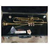 Holton collegiate trumpet with case