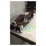 1935 DUESENBERG J 1:24 SCALE DIE CAST