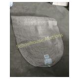 Oval rug approx 4x6ft