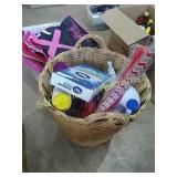 Basket & cleaning contents with extras