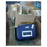 Green Tote & box of goodness * hand cooler * nic