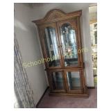 Nice lighted curio
40 x 72