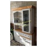 Nice white and wooden cabinet with shelf space