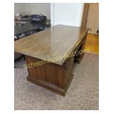 Wood desk
Monticello pickup