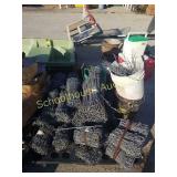 Whole pallet Metal braces for concrete work