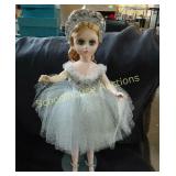 Madame Alexander Doll "Elise" #1640 in original