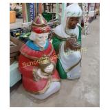 2 Wisemen need lightapprox 26" tall