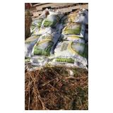 Pallet organic top soil