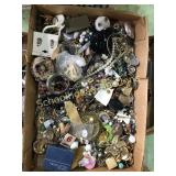 Flat of assorted jewelry