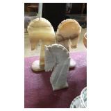 2.5 Marble horse bookends. Set is approx 12"