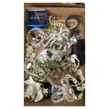 Flat of assorted jewelry
