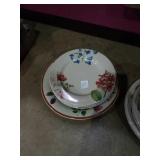 Longaberger 3 dinner plates and 1 platter