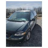 2000 Chrysler Town and Country
156 k
Runs