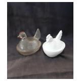 Hens on Nest x2 small 4.5" each