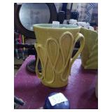 Redwing yellow and green