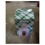 Nib house candle holder