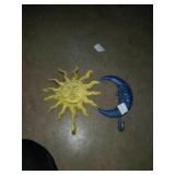Metal sun and moon hooks