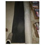 Grey rug in good condition