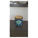 WINTER WONDERLAND SCENTED CANDLE by OPALHOUSE.