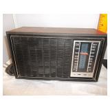 Retro AM/ FM Radio