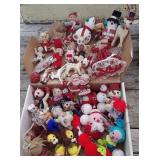 Retro Christmas Ornaments- Kneeling Elves