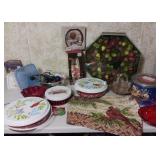 Holiday Wreath, Cardinal Mats & Clock, Tins+