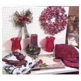Holiday Wreath, Throw