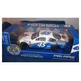 1:24 Scale Polaris Die Cast Stock Car #45