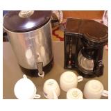 30 Cup & Single Cup Coffee Makers, Mugs