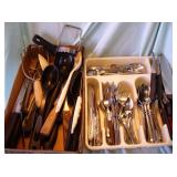Kitchen Flatware & Utensils