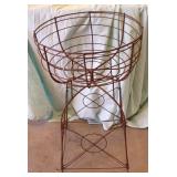 Vtg Wire Planter/ Stand