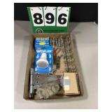 Unique, Garage Items