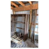4 sections of scaffold with castors. 4 sections of scaffold with castors.
