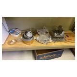Electric meat slicer and Pyrex Electric meat slicer and Pyrex