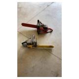 Lot of 2 chainsaws. Lot of 2 chainsaws.
