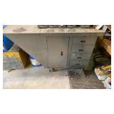 Roll around maintenance stand with contents Roll around maintenance stand with contents