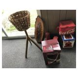 Large Lot With Heated Throw, Clock, Round End