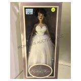 THE FRANKLIN MINT ELIZABETH TAYLOR PORCELAIN DOLL