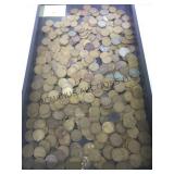 TRAY LOT OF WHEAT PENNIES