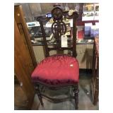 ANTIQUE VICTORIAN LADIES PETITE CHAIR