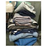 Cart lot of assorted moving blankets local pick