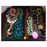 2 trays fashion jewelry.