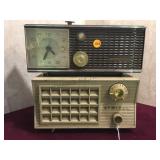 Vintage admiral table top tube radio & zenith
