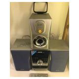 Sharp 5 disc CD player w/ remote, speakers & sub