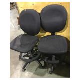 PAIR OF BLACK DRAFTING STOOLS