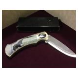 New oversized pocket knife with eagle design