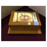 Thomas museum series Camel cigarette storage box