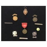Lot of assorted costume medals