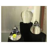 STEUBEN APPLE & 2 PAIRS PAPERWEIGHTS