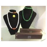PAIR OF JADE & PEARL NECKLACE & BRACELET SETS